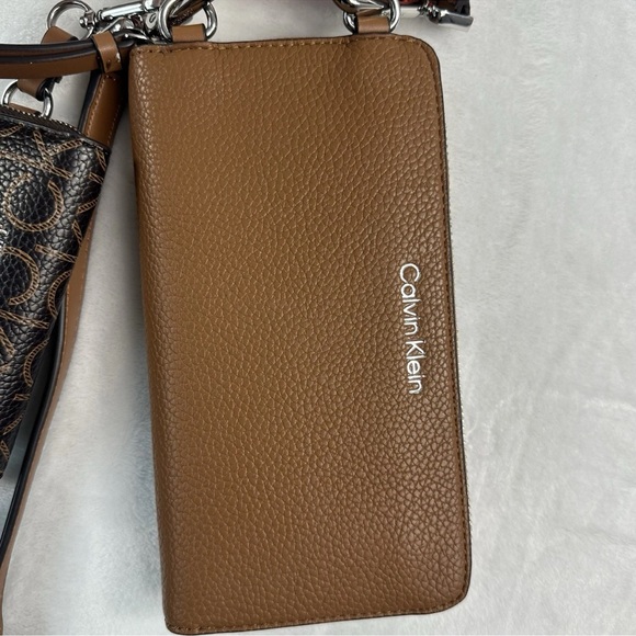Calvin Klein Women's Bella Multi Crossbody Purse Wallet Coin Pouch Red Brown - Picture 9 of 16